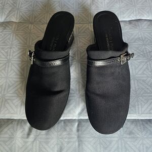 Donald J. Pliner Womans Size 7 Black Rena Wedged Mule